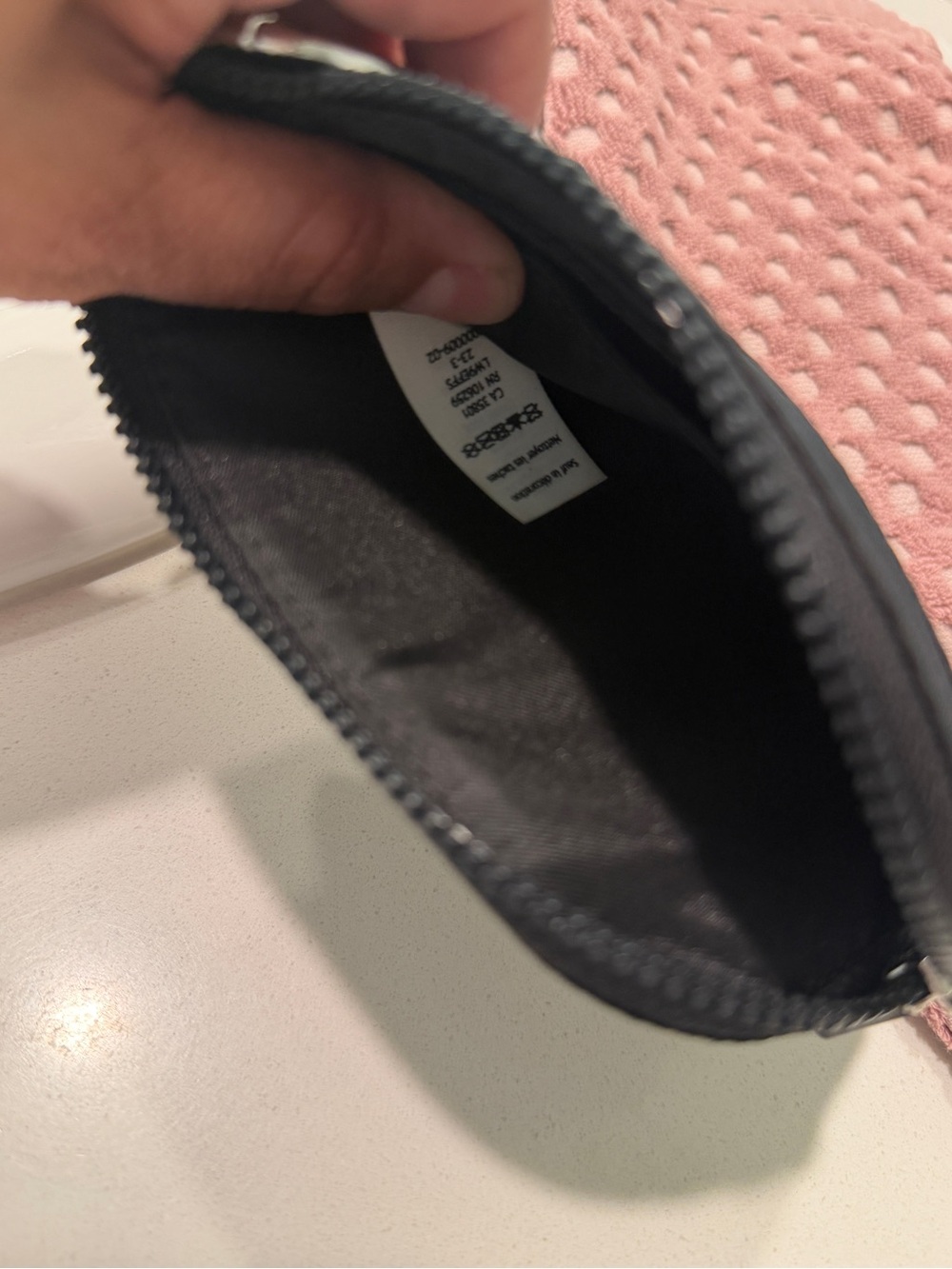 Lululemon Black Clippable Card Zip Pouch Wallet - Picture 5 of 6